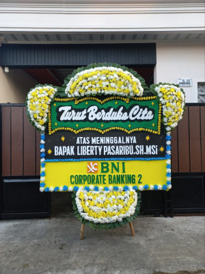 Papan Bunga Duka di Sidikalang