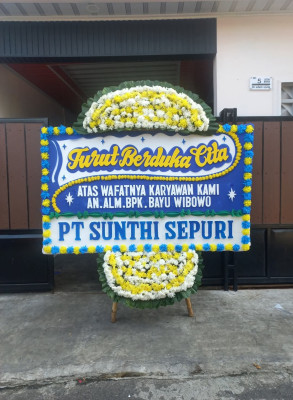 Papan Bunga Duka di Sidikalang